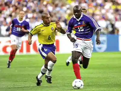 Taktik Solid dan Peran Lilian Thuram